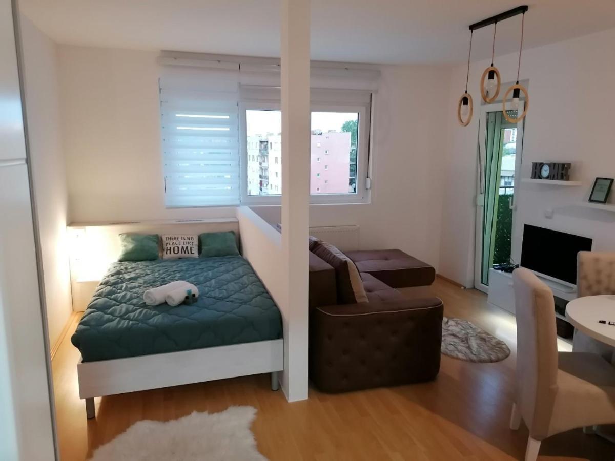 Emili Apartman Ягодина Екстер'єр фото